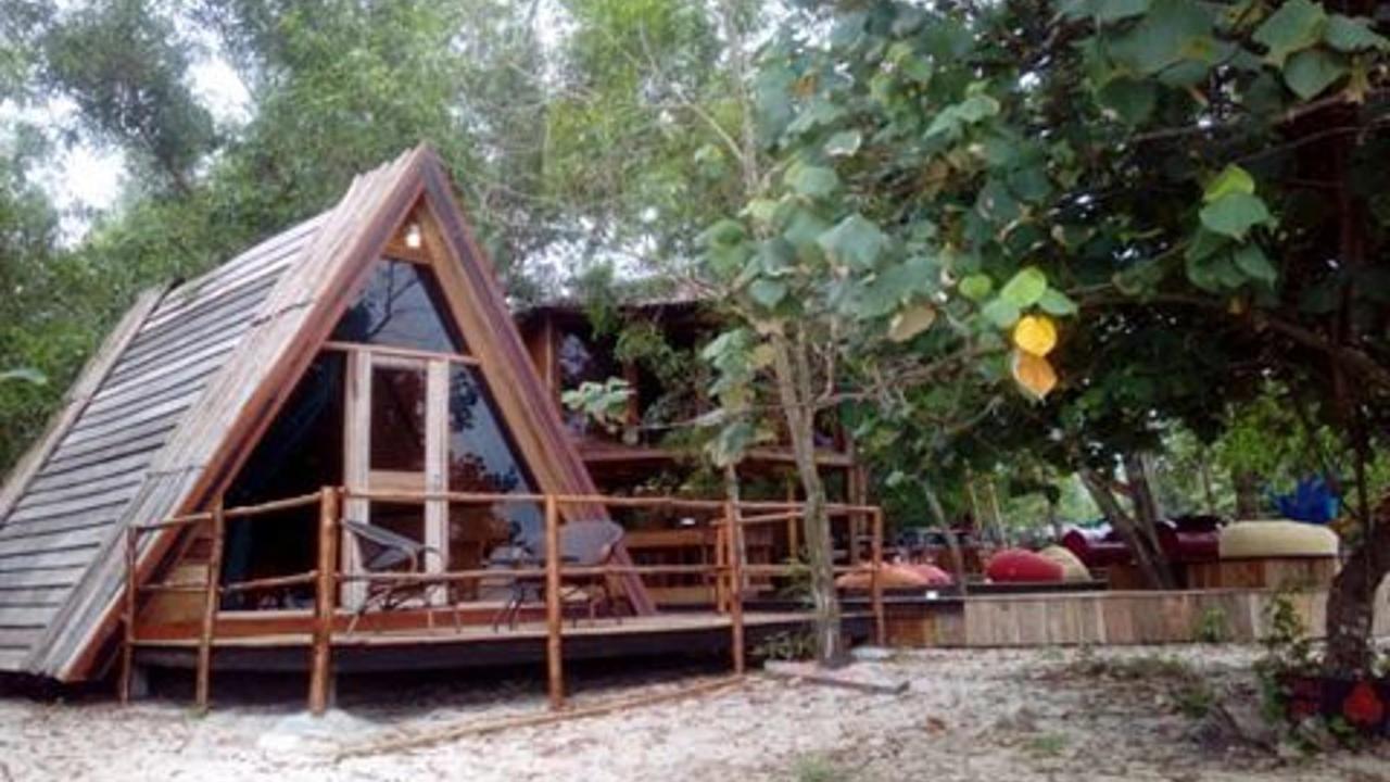 The Boarding House Hotel Sihanoukville Exterior foto